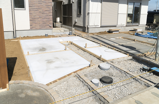 【外構工事】住まいの印象を、足元から整える